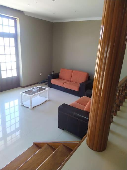 Vivenda Com Patio, No Coracao Do Mindelo Exterior foto