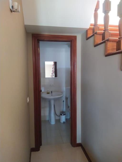 Vivenda Com Patio, No Coracao Do Mindelo Exterior foto