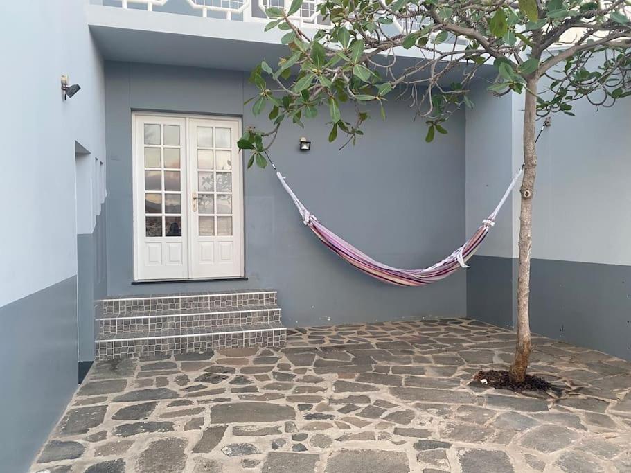 Vivenda Com Patio, No Coracao Do Mindelo Exterior foto